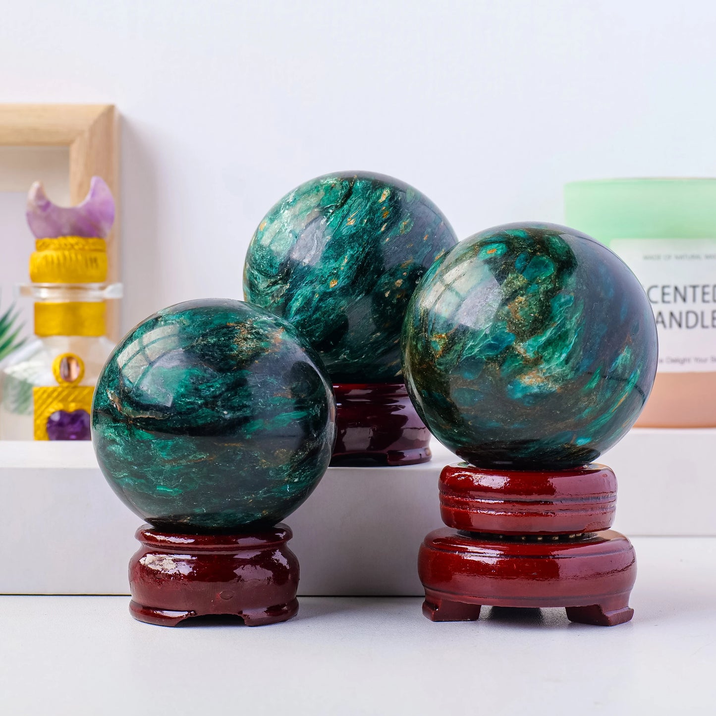 Newest Arrival Natural Crystal Balls Bulk Reki Healing Stones Green Mica Sphere for Decoration