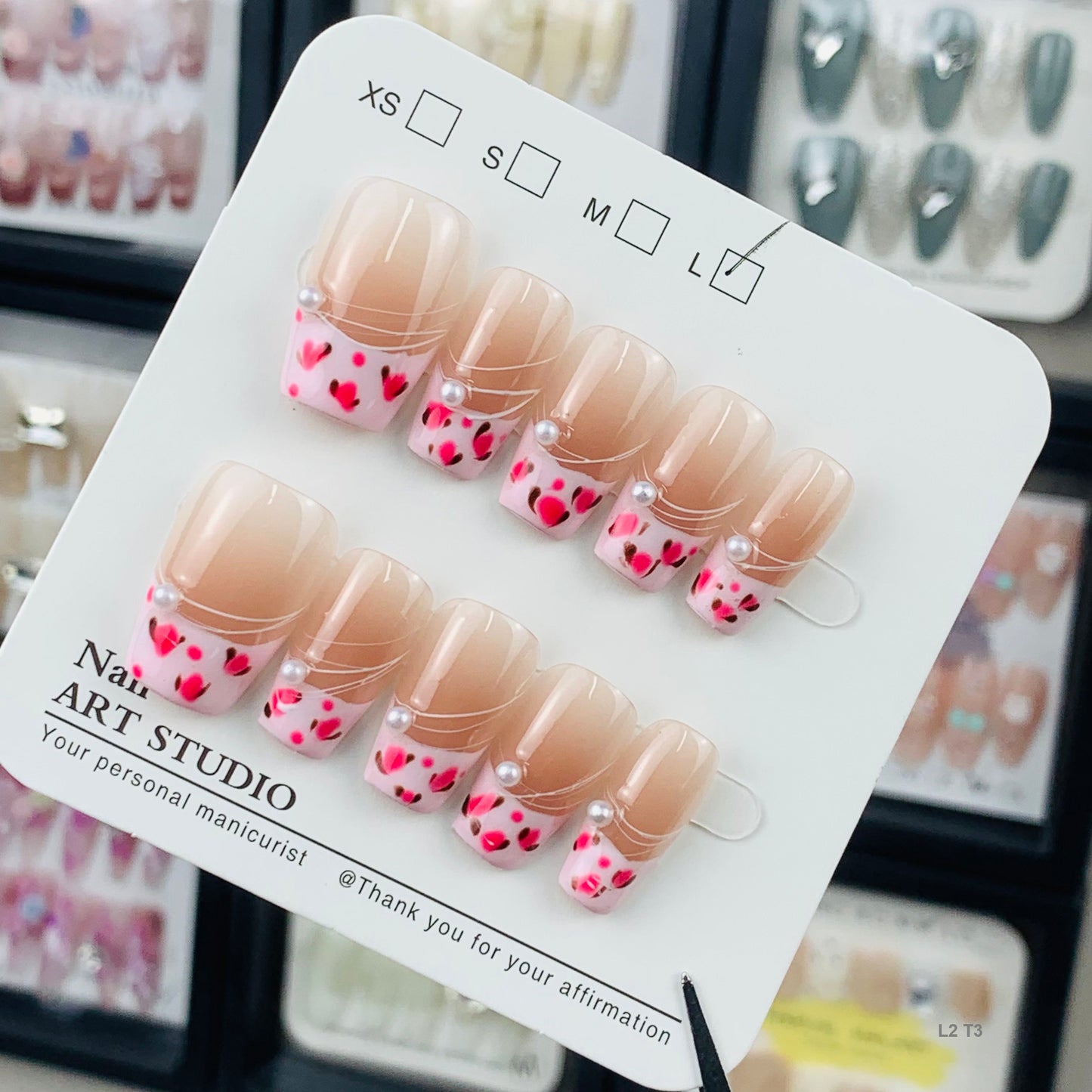 L2 T3 press on nails